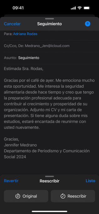 Imagen que muestra la interfaz de las Herramientas de Escritura de Apple Intelligence en el iPhone 16 Pro